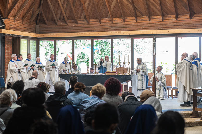 Bishop Marcus celebrating the mass in the Basilica of Our Lady of Walsingham