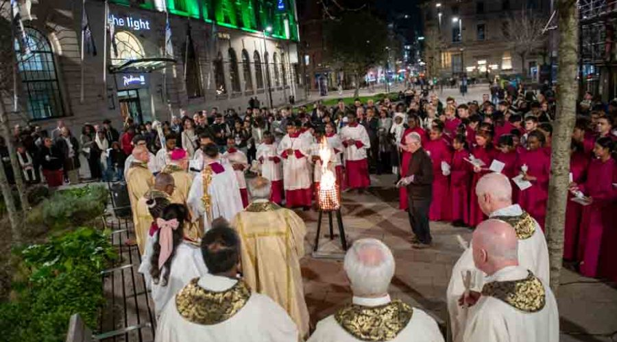 Easter Vigil - Diocese of Leeds