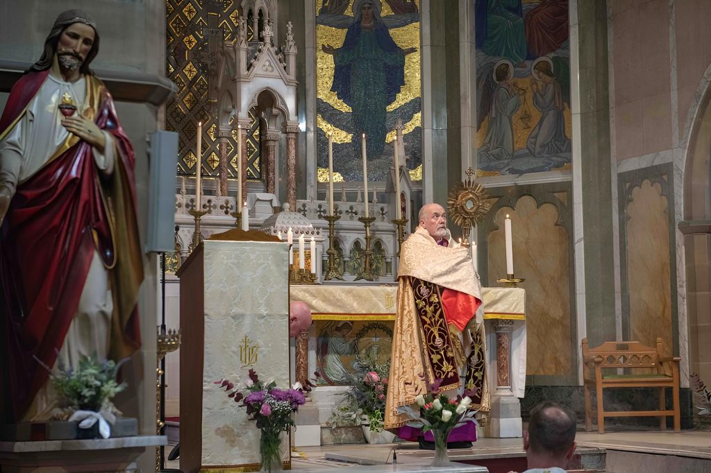 Benediction at the Church of St Mary of the Angels